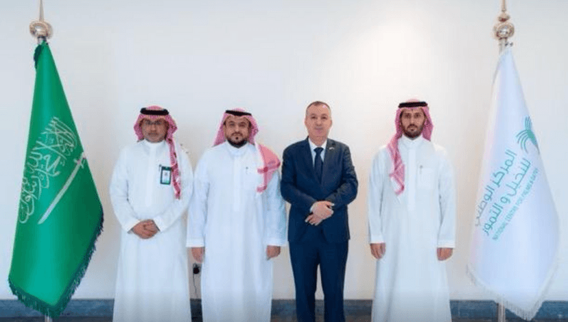 زيارة السفير الى المركز الوطني للنخيل والتمور